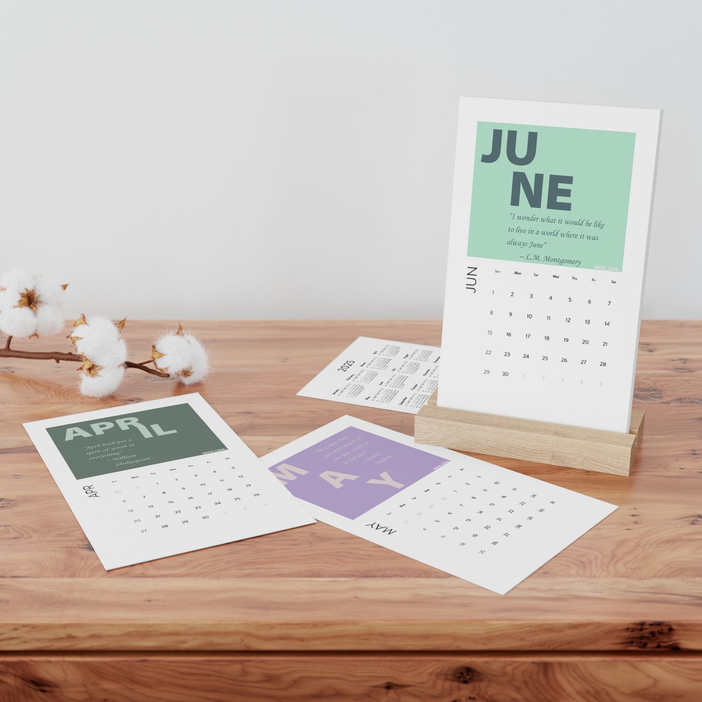 2025 Vertical Desktop Calendar