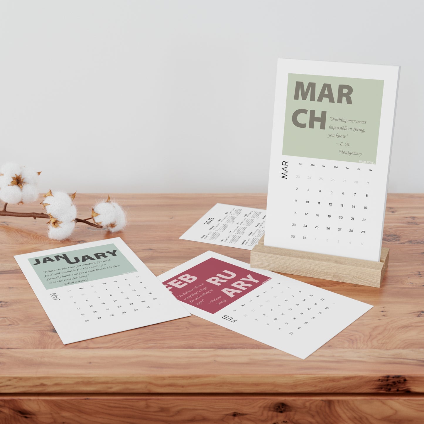 2025 Vertical Desktop Calendar
